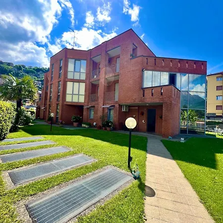 House Prua A Step From The * Bellano