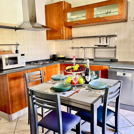 House Prua A Step From The Apartment *