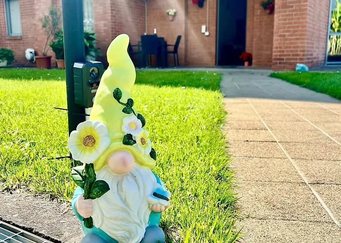 House Prua A Step From The