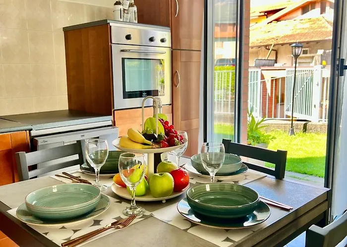 House Prua A Step From The בלאנו